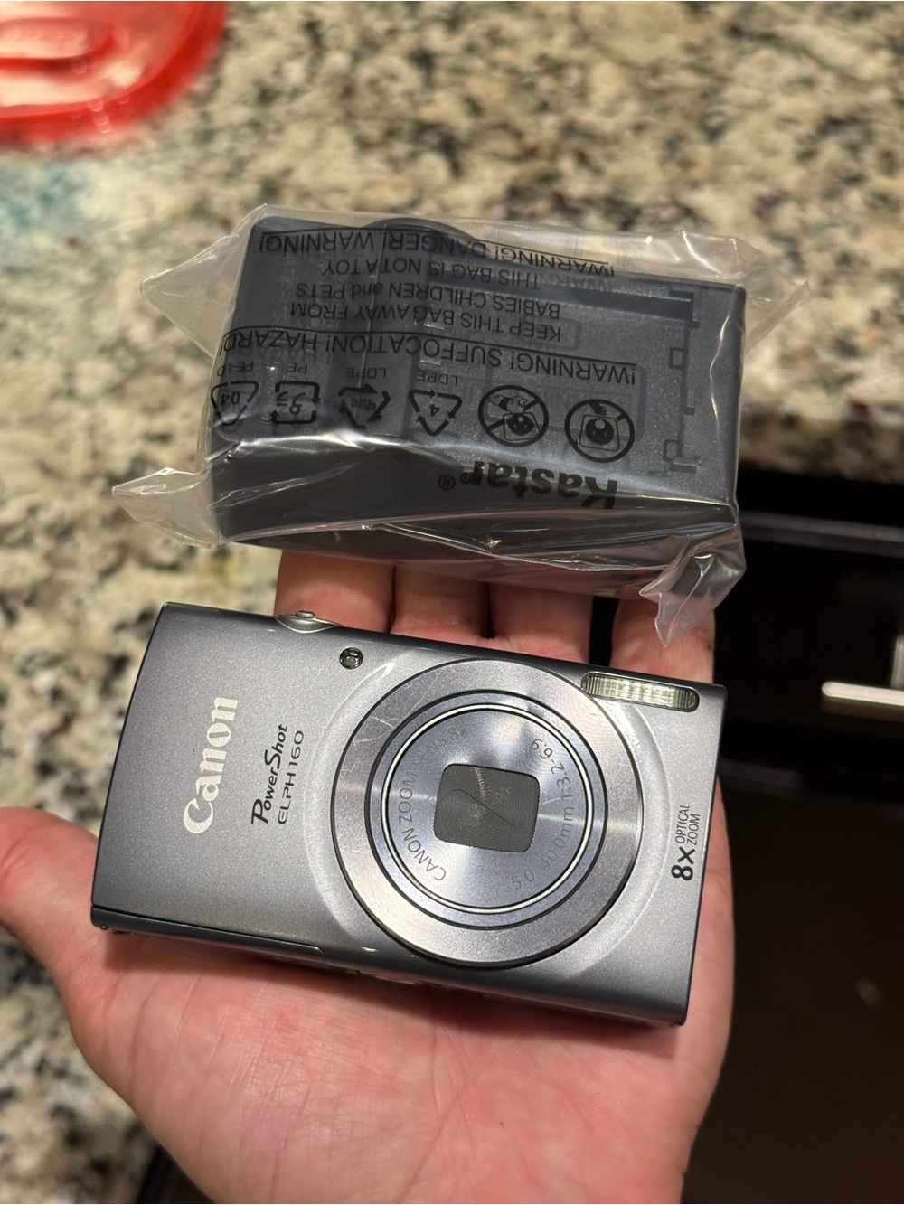 Canon PowerShot ELPH 160 Compact Digital Camera - Silver Gray
